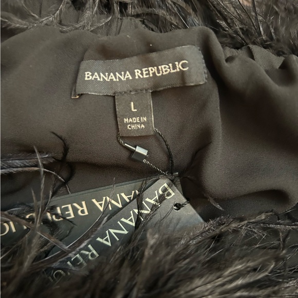 Banana Republic Luna Black Ostrich Feather Top Size L. NWT - Picture 8 of 10